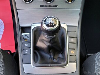 Volkswagen Passat, 1,4 TSi SERV.KN PERFEKTNÍ STAV - 13
