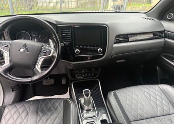 Mitsubishi Outlander, 2,4 PHEV Top 4WD odpočet DPH - 13