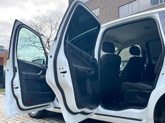 Ford S-MAX 2.0TDCi 103KW MANUÁL SENZORY SERVISKA - 13