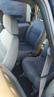 Ford Galaxy 2.3i 107kW, 7 míst - 13