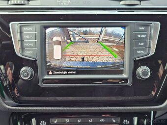 Volkswagen Touran 2.0TDi Highline DCC 140kW |2017|106 000 km - 13