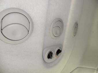 Fiat Scudo 2.0HDi,120kw,8míst,zak. v ČR,naj.169000km - 13