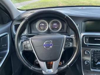 Volvo V60, 1,6 D2 84kW, kůže, city safety - 13