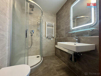 Pronájem bytu 4+kk, 112 m², Praha, ul. Pod dvorem - 13