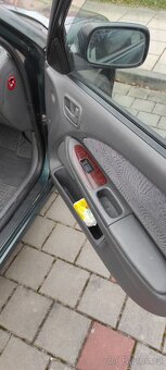 Toyota Avensis Kombi 1, 6 benzín - 13