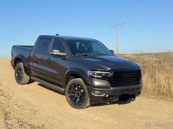 DODGE RAM 1500 5,7 HEMI 2022    GT       46 000 km - 13