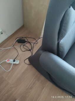Elektrické polohovací křeslo  EVENES fy JECH - 13