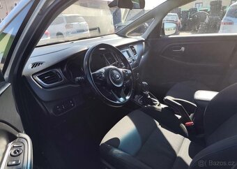 Kia Carens 1.6 GDI Klima, Panorama benzín manuál 99 kw - 13