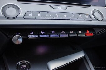 Peugeot 308 1.2 PureTech, AT8, 96kW - 13