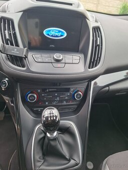 FORD KUGA 1.5i/110KW KOUPENO NOVÉ V ČR - 13