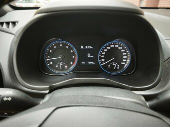 Hyundai Kona - 13