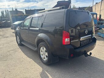 Nissan Pathfinder 2.5DCI na ND - 13