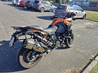 KTM ADVENTURE 1050 TOP STAV - 13
