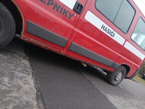 Peugeot boxer 9 míst hasiči - 13