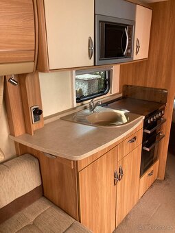 Swift Congueror 645 Top stav - 13