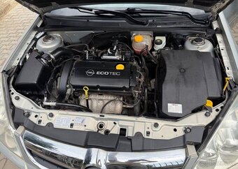 Opel Signum 1,8i /103Kw klima kombi benzín - 13