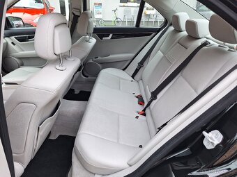 Mercedes-Benz C 180CDi 80KW Classic , Manuální převodovka - 13