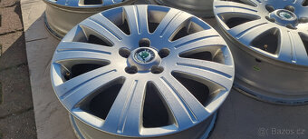 Alu kola originál Škoda Superb 5x112 6x17 ET45 3T0 601 025 J - 13