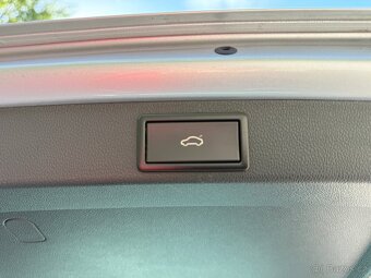 ŠKODA OCTAVIA 3 DSG KŮŽE WEBASTO ODPOČET - 13