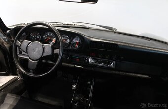 Porsche 911 3.0 S/C Coupé z roku 1981 - 13