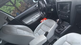 Octavia 2fl Laurin Klement - 13