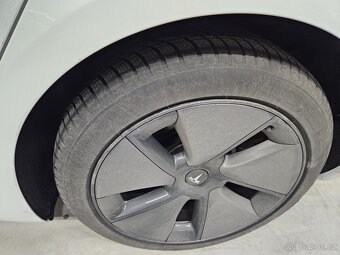 Tesla Model 3 Long Range - 13