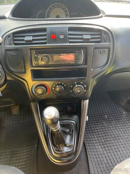 Hyundai Matrix 1,5 CRDI - 13