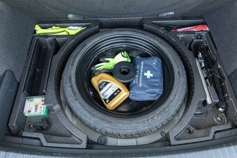 Škoda Karoq Sportline 4x4 DSG 2.0 TDi 140 kW (190 PS) Tažné - 13
