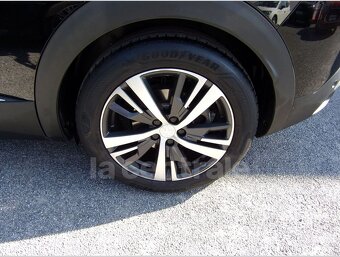 PEUGEOT 3008 II (2) HYbrid 225 ALLURE E-EAT8 rok 2021 - 13