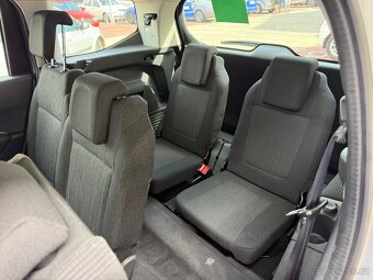 Peugeot 5008 1,6 i 88kW 7 MÍST KLIMA 2. MAJITEL - 13