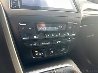 Honda Civic,  1.8 i-VTEC Executive/FACELIFT - 13