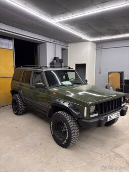 Jeep xj cherokee - 13