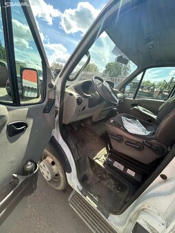 Renault Mascott 2003 - nosič kontejneru - poškozen - 13