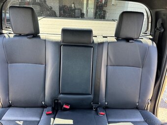 TOYOTA HILUX INVICIBLE 2,8, CZ, ZARUKA,DPH - 13