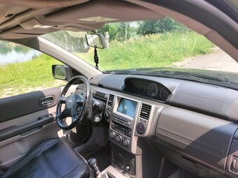 Nissan X-Trail 2.2 dci 4x4 - 13