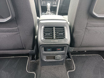 Volkswagen Tiguan, 2.0TDi-110 kw,navi,kamera,r.19 - 13