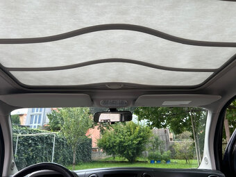 Nissan Cube 1,6i 81kw - 13