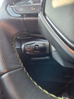 Peugeot 208 II. PureTech 100 GTline - 13