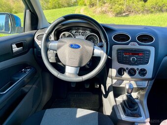 Ford Focus 1.6i 74kW, 1. majitelka, pravidelný servis - 13
