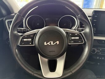 Kia Ceed 1,0 SPIN,1. MAJ,ČR,SERVISKA. - 13