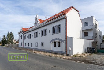 Pronájem bytu 2+kk, 55m2, s parkovacím stáním v novostavbě v - 13