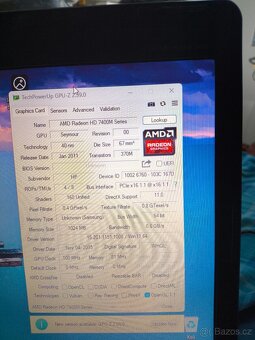 Prodám 2x notebook - 13