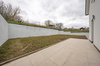 Dům o 3 bytech s terasou a zahradou, Chyňava, okr. Beroun - 13