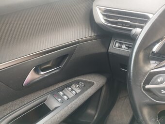 PEUGEOT 5008 ACTIVE 1,5 Hdi  96kW nafta - 13