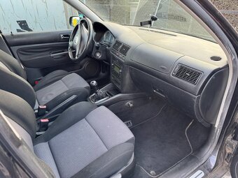 VW Golf IV - 13
