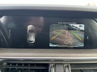 Alfa Romeo Stelvio 2017 - 13