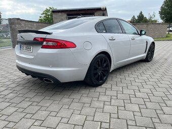 Jaguar XF S 3.0 TDV6 202 kW - 13