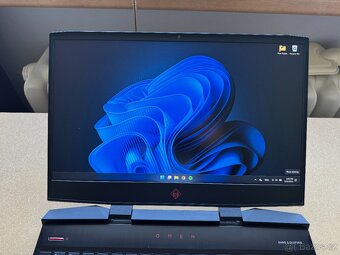 Herní notebook OMEN by HP 15-dc1103nc - 13