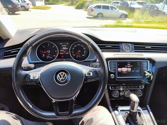 PASSAT VAR. Highline 2.0 TDI 110 kW 6DSG,ČR,Full LED,2x Kola - 13
