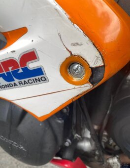 Honda CBR 929rr - 13